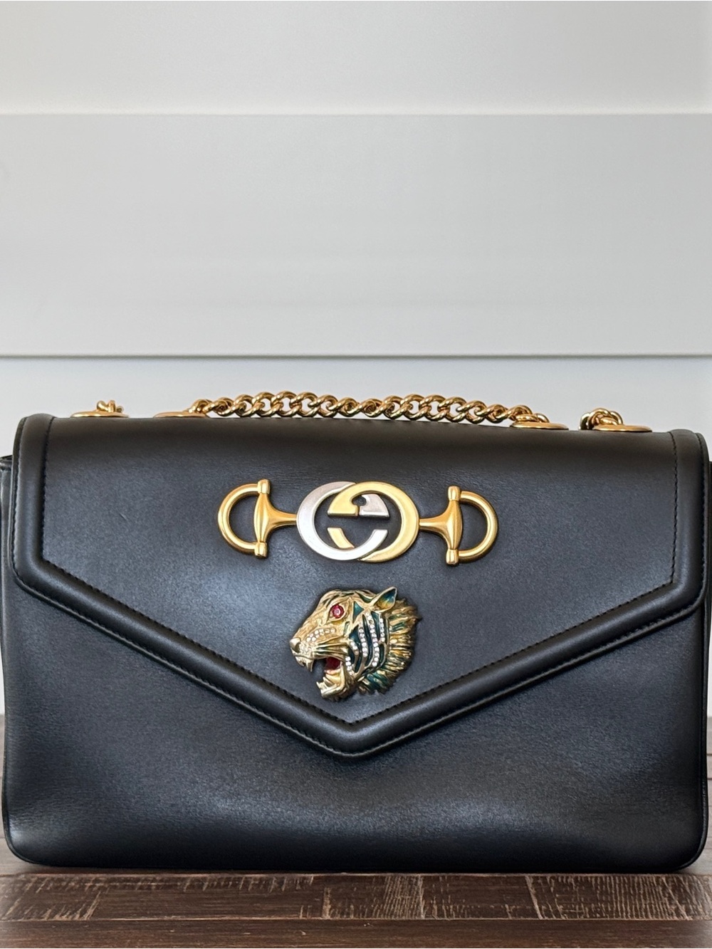 Gucci Black Leather Shoulder Bag with Gold Chain and Tiger Head